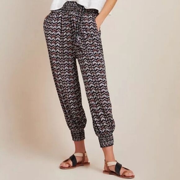 ANTHROPOLOGIE Black Geometric Printed Harem Elastic Cuffed Joggers Sz S - Picture 1 of 9